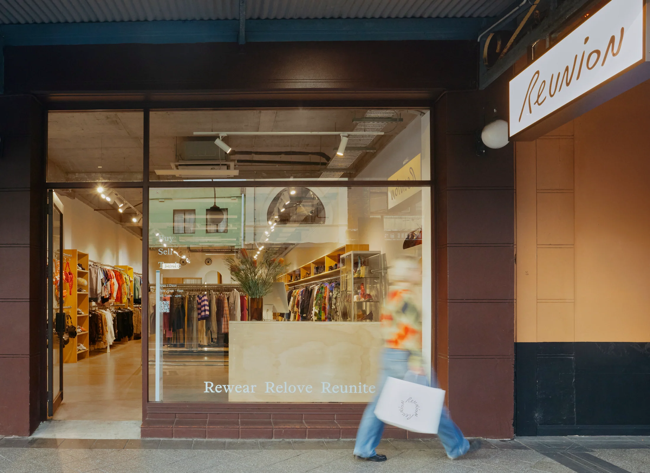 Curated Vintage for the Conscious